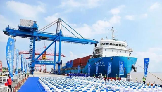 新箱交付更快！！中远海运打造“启东－宁波”集装箱直达航线