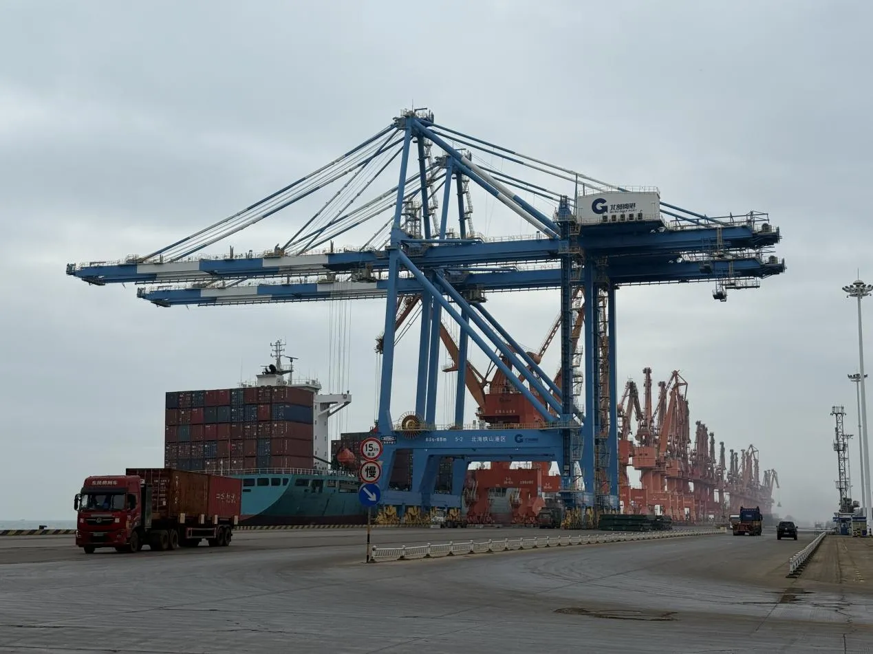 35e47c713b44f48772829024522bfebe